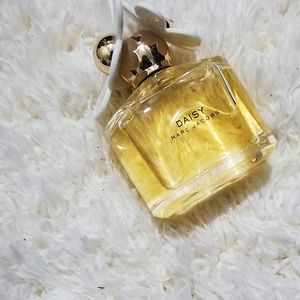 Daisy by Marc Jacobs NWOT